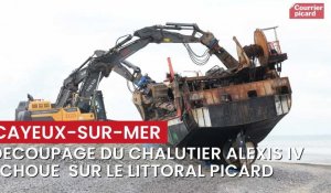 Découpage du chalutier Alexis IV échoué à Cayeux-sur-Mer