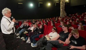 Arras : le réalisateur du film « Au nom de la rose » à la rencontre de lycéens