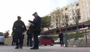 Marseille : images de l'opération "place nette XXL" à la cité Castellane