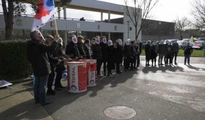 "Choc des savoirs" : les enseignants se mobilisent à Amiens