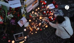 VIDÉO. EN IMAGES : partout dans le monde, des gens rendent hommage à Alexeï Navalny 