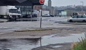 Les grandes marées arrivent : le port déborde à Dieppe