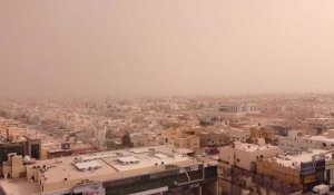 Une tempête de sable s'abat sur Ryad, la capitale saoudienne