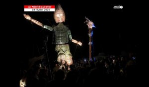 VIDÉO. À La Trinité-sur-Mer, la magie poétique opère avec la marionnette géante Plume