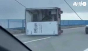 VIDÉO. Tempête Nelson : un camion se couche sur le pont  de Saint-Nazaire