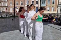 Les élèves du lycée du Sacré-Coeur à Amiens dansent pour les JO àParis