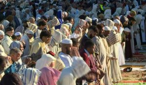 Fin du ramadan: les musulmans du monde entier fêtent l'Aïd el-Fitr