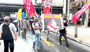 Japon: des milliers de manifestants rassemblés contre les funérailles nationales de Shinzo Abe