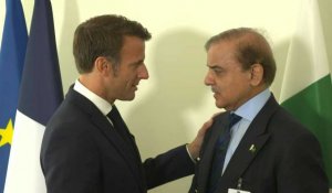 Emmanuel Macron s'entretient avec Shehbaz Sharif à New York