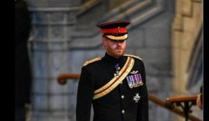 Prince Harry : il a eu le coeur brisé en découvrant un détail sur son uniforme