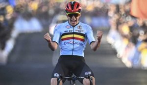 Victoire belge aux mondiaux de cyclisme: Remco Evenepoel s'impose en solitaire