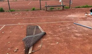 Jemappes. Encore un acte de vandalisme aux terrains de tennis de Jemappes. Le gérant Morgan Cardinal témoigne. Vidéo Eric Ghislain.