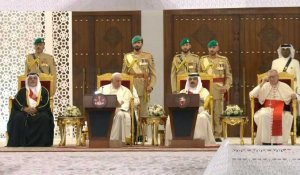 Cérémonie d'accueil du pape au Bahreïn
