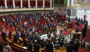 Agent du fisc tué: minute de silence à l'Assemblée nationale