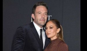 « J’ai été sacrément blessé et en colère » : Ben Affleck évoque sa rupture avec Jennifer Lopez en...