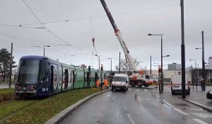 Au Havre, spectaculaire accident entre un tramway et un bus