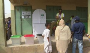 Nigeria: le matériel de vote arrive à Abuja