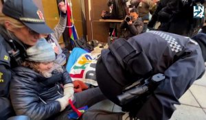 Greta Thunberg évacuée de force par la police 