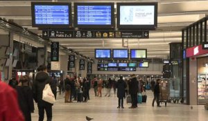 Retraites : la gare Montparnasse au 2e jour de mobilisation contre la réforme