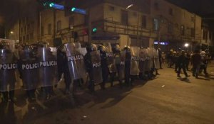 Pérou: affrontements entre la police et les manifestants à Lima