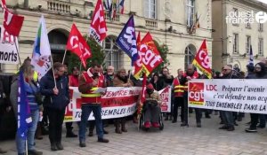 VIDEO. Grève du 31 janvier : à Sablé-sur-Sarthe, près de 1 200 personnes dans la rue pour manifester 