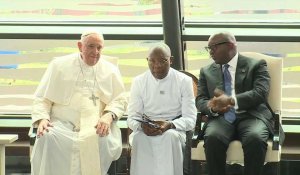 RD Congo: le pape François à l'aéroport de Kinshasa