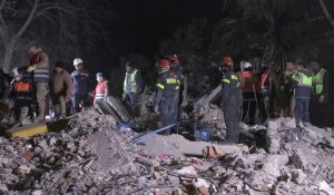Séisme en Turquie: les sauveteurs français et turcs continuent de fouiller les décombres à Osmaniye