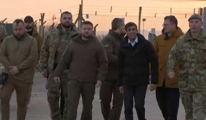 Zelensky et Sunak rendent visite aux troupes ukrainiennes en formation dans un camp britannique