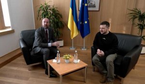 Le président ukrainien Volodymyr Zelensky rencontre le président du Conseil de l'UE Charles Michel