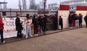 Tentative de blocage du lycée Val-de-Seine au Grand-Quevilly