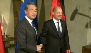 Le chancelier allemand Olaf Scholz rencontre le chef de la diplomatie chinoise Wang Yi à Munich