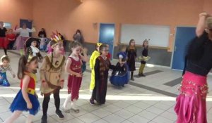 Mardi Gras : zumba déguisée à Bouzincourt