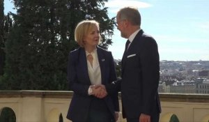 Prague: la Première ministre britannique Liz Truss rencontre le Premier ministre tchèque Petr Fiala