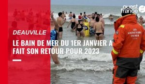 VIDÉO. Des centaines de personnes célèbrent 2023 avec le retour du bain du 1er janvier à Deauville