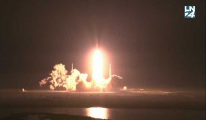 La NASA lance avec succès une méga-fusée vers la Lune