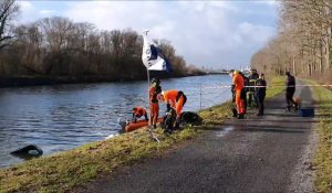 Une voiture volée repêchée dans le canal à Beuvry, près du pont de Gorre