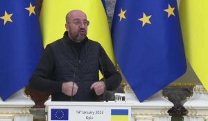 Ukraine: "des chars doivent être livrés", dit Charles Michel après sa rencontre avec Zelensky