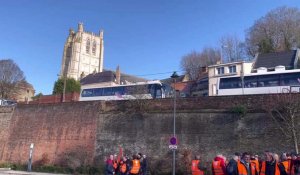 Saint-Omer : le départ en bus de la CFDT pour Lille