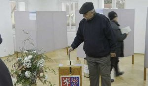 République tchèque : ouverture des bureaux de vote au premier tour des présidentielles