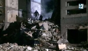 Ukraine: images des dégâts à Zaporijjia après une frappe russe qui a fait au moins 17 morts