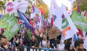 Manifestation contre la vie chère à Paris : "On n'arrive même plus à joindre les deux bouts"