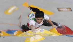 La grimpeuse iranienne Elnaz Rekabi acueillie en héroïne à Téhéran