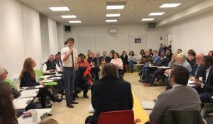 Gabriel Attal défend la réforme des retraites à Lille devant une assemblée d'habitants