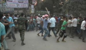 Révolte des ouvriers du secteur textile à Dacca