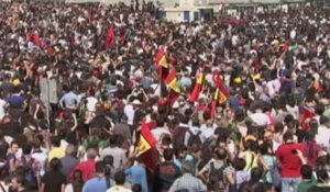 Les manifestants crient victoire place Taksim après le retrait de la police