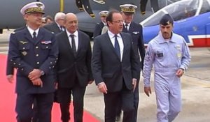 François Hollande atterrit au Bourget à bord de l'A400M