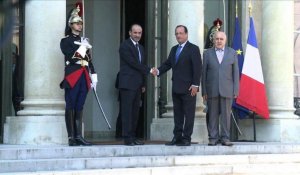 Hollande reçoit le chef de l'opposition syrienne