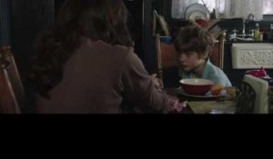 Insidious : Chapitre 2 - Extrait "Somethings Wrong With Daddy" - VF