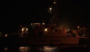 Lampedusa: des locaux racontent les opérations de sauvetage