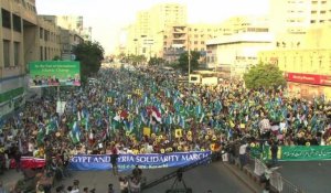 Karachi: manifestation contre l'intervention américaine en Syrie